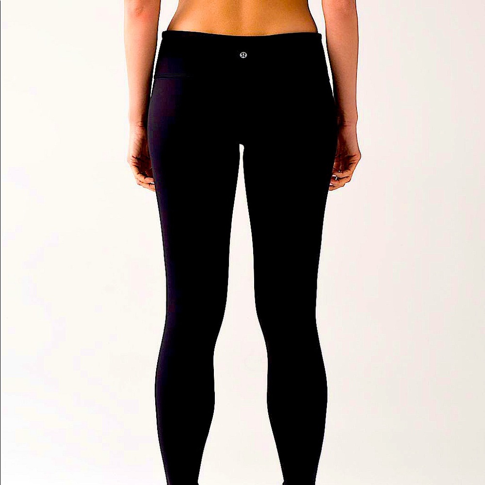 Lulu lemon low waisted black leggings